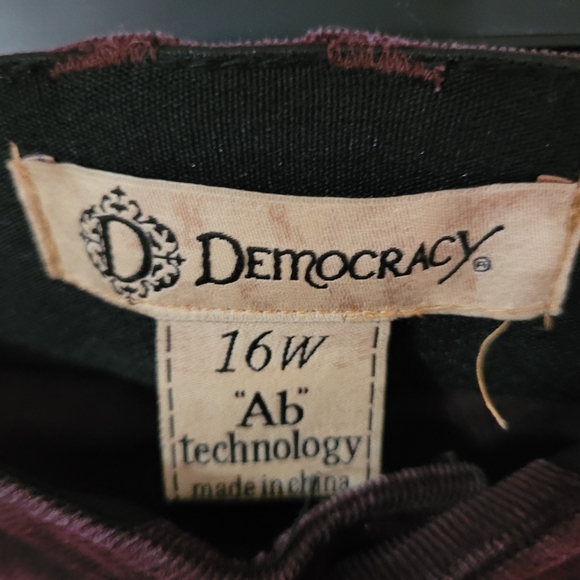 Democracy Purple Skinny Jeans - Picture 7 of 11